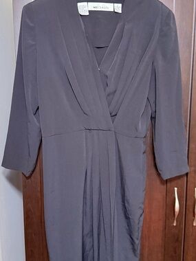 MS Chaus Classic Black Pleated V-Neck Dress
